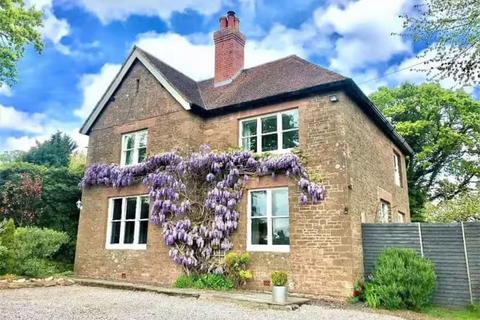 3 bedroom detached house for sale, Bridstow, Ross-On-Wye, HR9