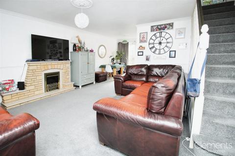 3 bedroom end of terrace house to rent, Tattershall Drive, Hemel Hempstead HP2