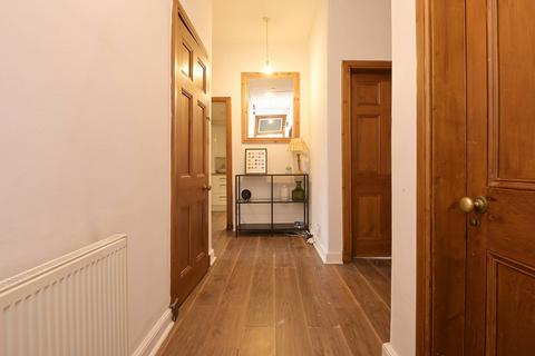 2f3, 16 Eyre Place, Edinburgh, EH3 5EP