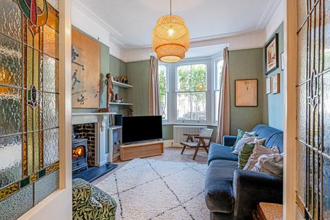 4 bedroom terraced house for sale, Macfarlane Road, Lonon, W12