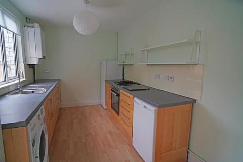 2 bedroom end of terrace house to rent, New Street, Leamington Spa, CV31