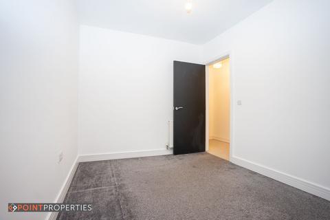 2 bedroom apartment to rent, Liverpool L19