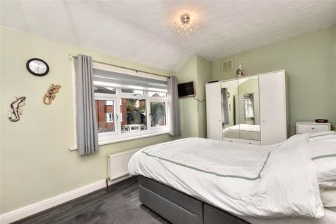 5 Aston Drive, Leeds, LS13 2DY