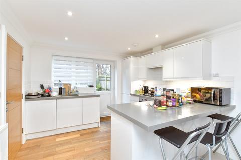 3 bedroom terraced house for sale, Mulberry Gardens, Goring-By-Sea, Worthing, West Sussex