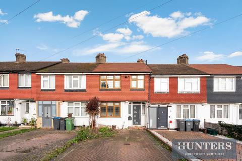 3 bedroom terraced house for sale, Warren Drive South, Surbiton