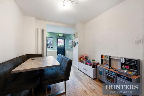 3 bedroom terraced house for sale, Warren Drive South, Surbiton