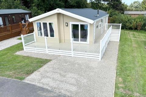 3 bedroom lodge for sale, Trevella Holiday Park