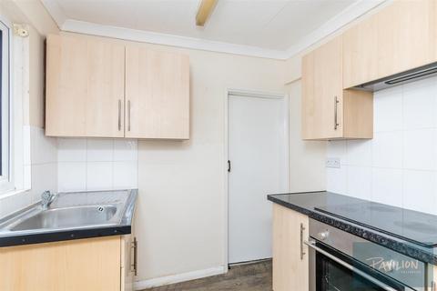 4 bedroom terraced house to rent, Ladysmith Road, Brighton