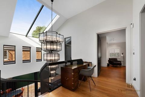 undefined, Hillside Close, St. John's Wood, NW8