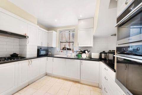 3 bedroom terraced house for sale, Grosvenor Road, SW1V