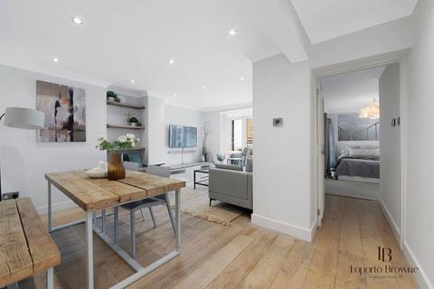 2 bedroom flat for sale, Lizmans Terrace, W8