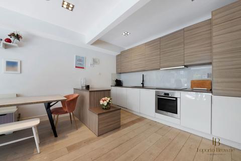 3 bedroom maisonette for sale, Brondesbury Villas, NW6