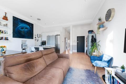 2 bedroom flat for sale, Sutherland Avenue, W9