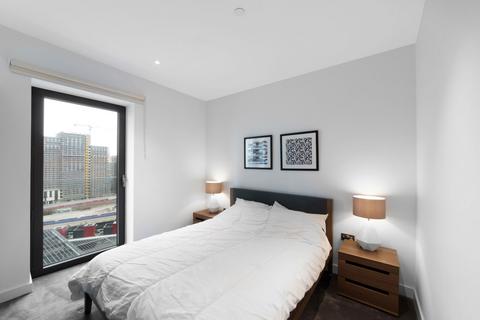 1 bedroom apartment for sale, Modena House, London City Island, E14