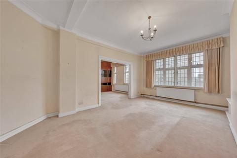 4 bedroom apartment for sale, Wellington Court, Wellington Road, St John's Wood, London, NW8