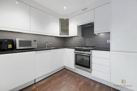 2 bedroom flat to rent, Graham Road, NW4