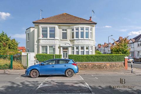 2 bedroom apartment to rent, Holm Lodge, NW2