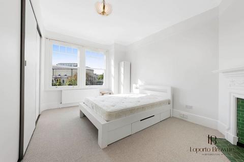 2 bedroom apartment to rent, Holm Lodge, NW2