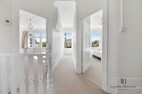 Holm Lodge, NW2