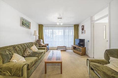 2 bedroom flat for sale, Canons Corner, Edgware, Greater London. HA8 8AX