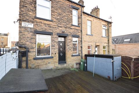 3 bedroom end of terrace house to rent, Hillside View, Stanningley, Pudsey