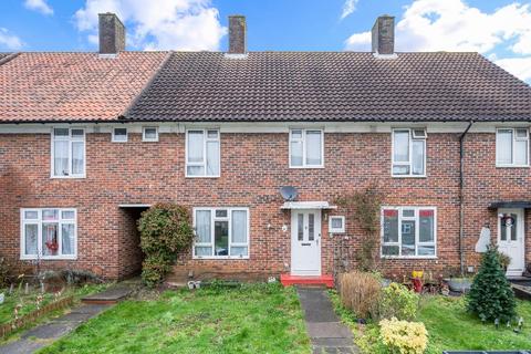 3 bedroom terraced house for sale, Pound Road, Banstead