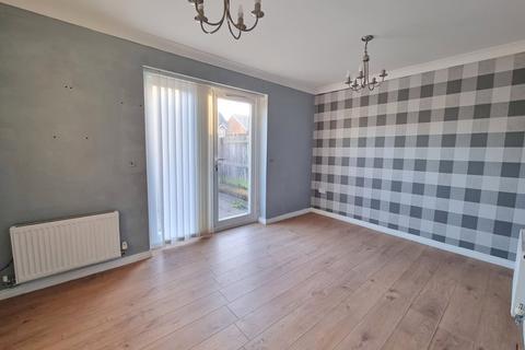 5 bedroom terraced house to rent, Mowbray Court, Choppington NE62