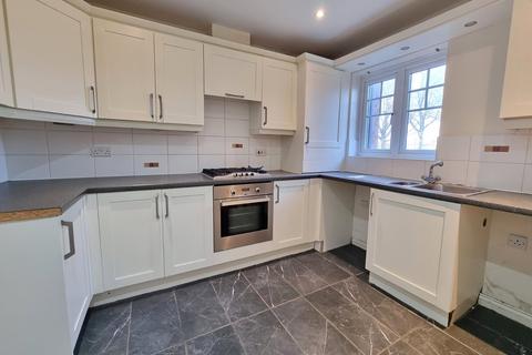 5 bedroom terraced house to rent, Mowbray Court, Choppington NE62