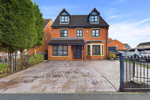 6 bedroom detached house to rent, Lavender Gardens, Warrington, Cheshire