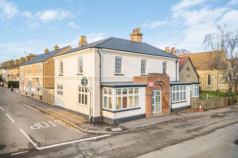 2 bedroom semi-detached house for sale, Hartford Road, Huntingdon, Cambridgeshire.