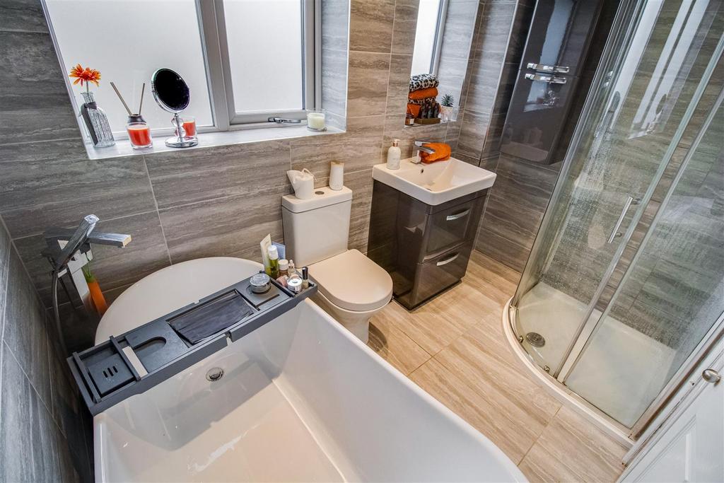 Bathroom/w.c.