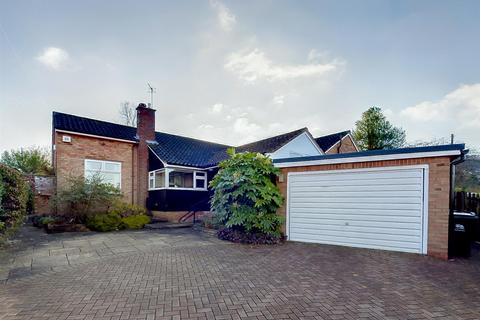 3 bedroom detached bungalow for sale, Alexandra Road, Malvern