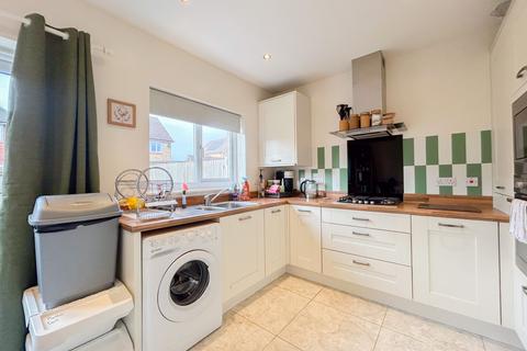 3 bedroom terraced house for sale, Monmouth Castle Drive, Newport, NP20