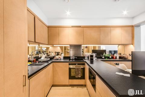 2 bedroom apartment to rent, Embassy Gardens London SW11