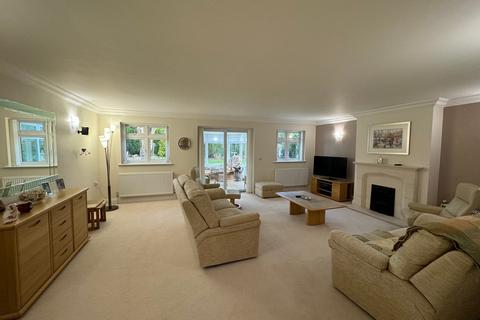 3 bedroom detached bungalow for sale, Bushmead Drive, Ringwood, BH24