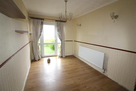 3 bedroom end of terrace house for sale, Cefn Court, Newport NP11