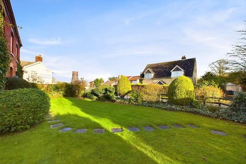 3 bedroom detached house for sale, Thurlby Road, Alford LN13