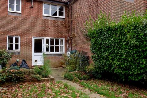 1 bedroom terraced house for sale, Corfe Close, Worthing