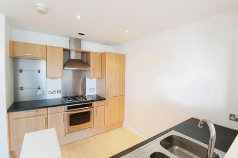 2 bedroom flat to rent, Regents Quay, Brewery Wharf, Leeds, UK, LS10