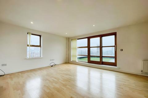 2 bedroom penthouse to rent, Regents Quay, Brewery Wharf, Leeds, UK, LS10