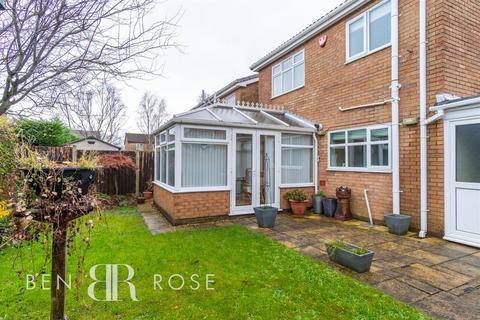 3 bedroom detached house for sale, Long Close, Leyland