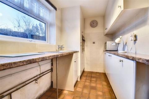 2 bedroom semi-detached house for sale, Grosvenor Crescent, Worcestershire WR9