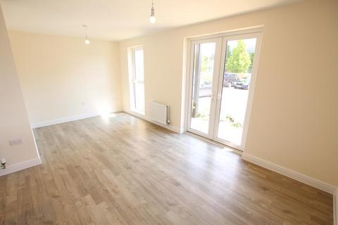 2 bedroom apartment to rent, Melrose Apartments, Addlestone KT15