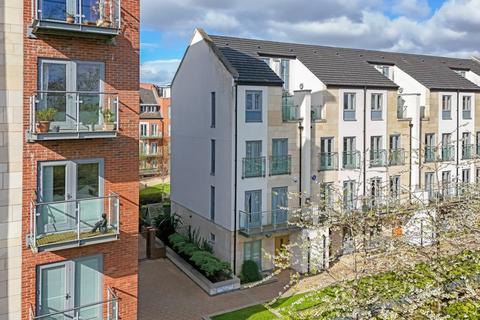 1 Kings Pool Walk, York, YO1 7NA