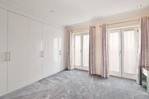 1 Kings Pool Walk, York, YO1 7NA