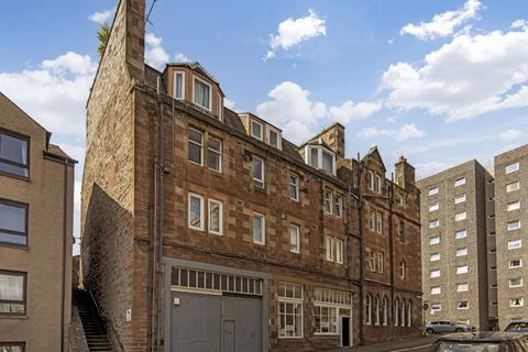 2 bed flat/apartment for rent in Market Street, Perth PH1