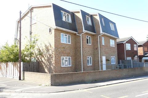 1 bedroom flat to rent, 140 High Street, Canvey Island SS8