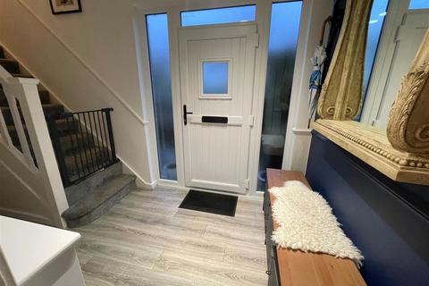 35 Dan Y Lan, Llanelli, SA14 8BP