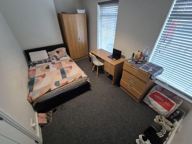 Newland-avenue-hu5-2ne-963326