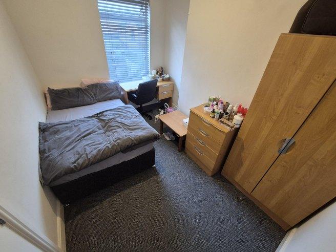 Newland-avenue-hu5-2ne-963329